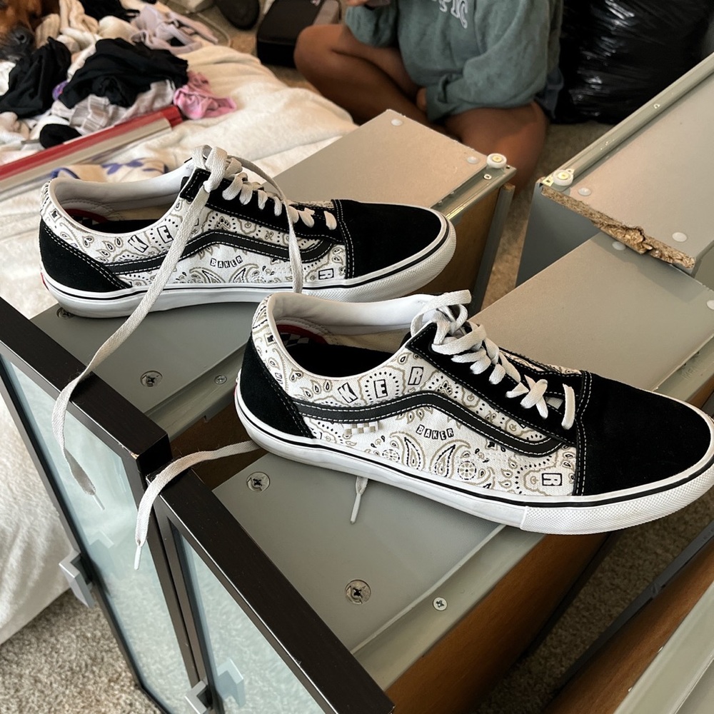 Vans skateboarding shoes